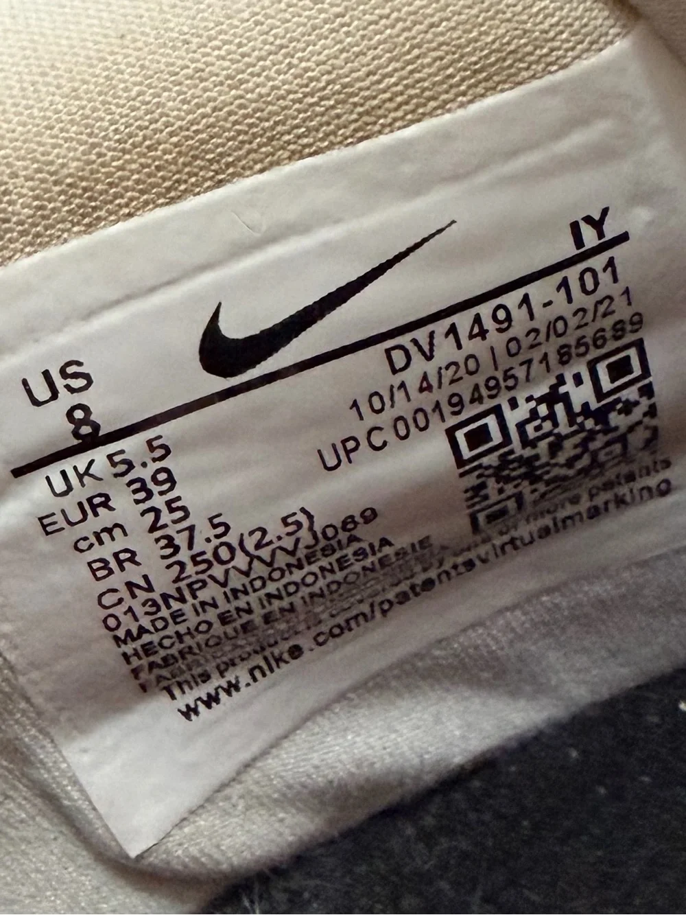Nike Dunk Disrupt 2 Low Green Snakeskin Leather Sneakers DV1491-101 SZ 8 - Picture 4 of 5